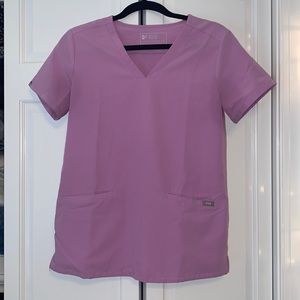 Pink “dusk” Figs Three Pocket Scrub Top